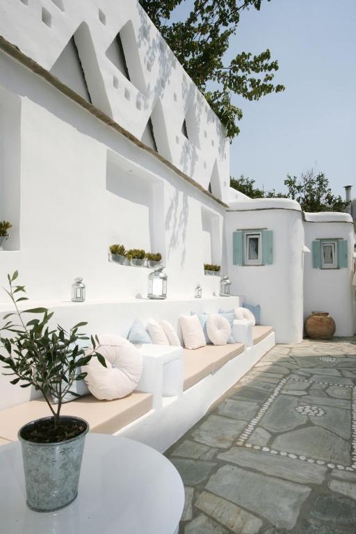 Studios Eleni II Tinos Exterior photo